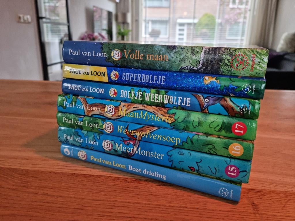7x Dolfje Weerwolfje boeken - Paul van Loon, Boeken, Ophalen of Verzenden, Gelezen, Fictie algemeen