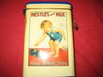 Blik Nestle, 19x12,5, de sluiting is defect, Verzamelen, Blikken, Ophalen of Verzenden, Zo goed als nieuw, Overige