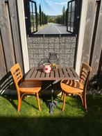 2 retro caféstoelen van Satelliet, Gebruikt, Twee, Bruin, Ophalen of Verzenden