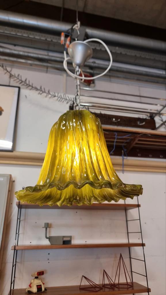 Hanglamp kunststof jaren 60 70 pistache, Antiek en Kunst, Antiek | Lampen, Ophalen of Verzenden