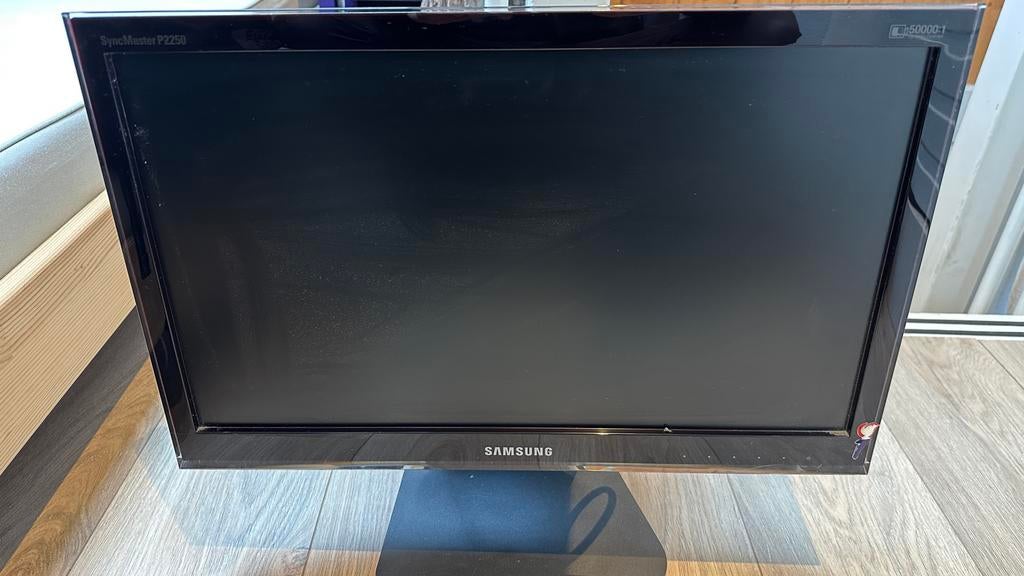 Samsung SyncMaster P2250 22 inch Monitor, Computers en Software, Monitoren, Gaming, Gebruikt, Hoofdtelefoonaansluiting, Full HD