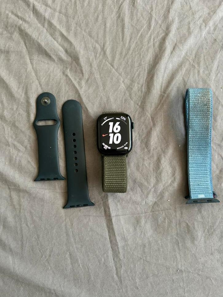 Apple watch series 8 45 mm, Telecommunicatie, Mobiele telefoons | Apple iPhone, Gebruikt, 32 GB, Zwart, Ophalen of Verzenden