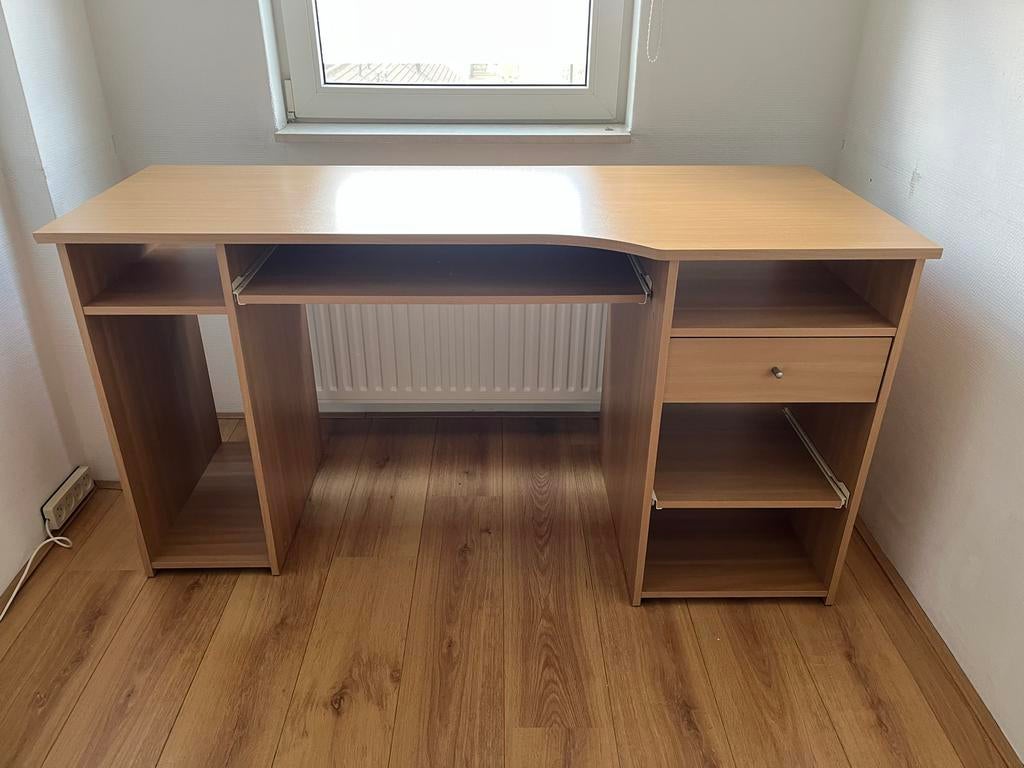 Beuken bureau met lade en uitschuifbaar toetsenbordblad, Ophalen, Gebruikt, Computerbureau, Beige