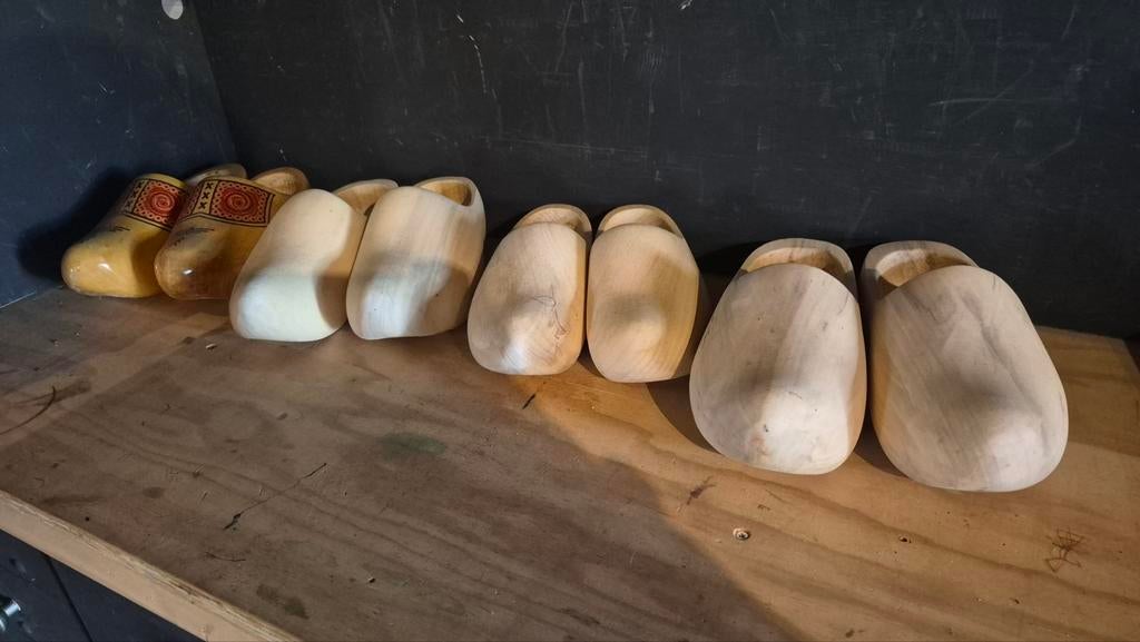 Nieuw 4 stuks klompen (1 verkocht), Kleding | Heren, Schoenen, Ophalen of Verzenden, Nieuw, Zwart, Klompen