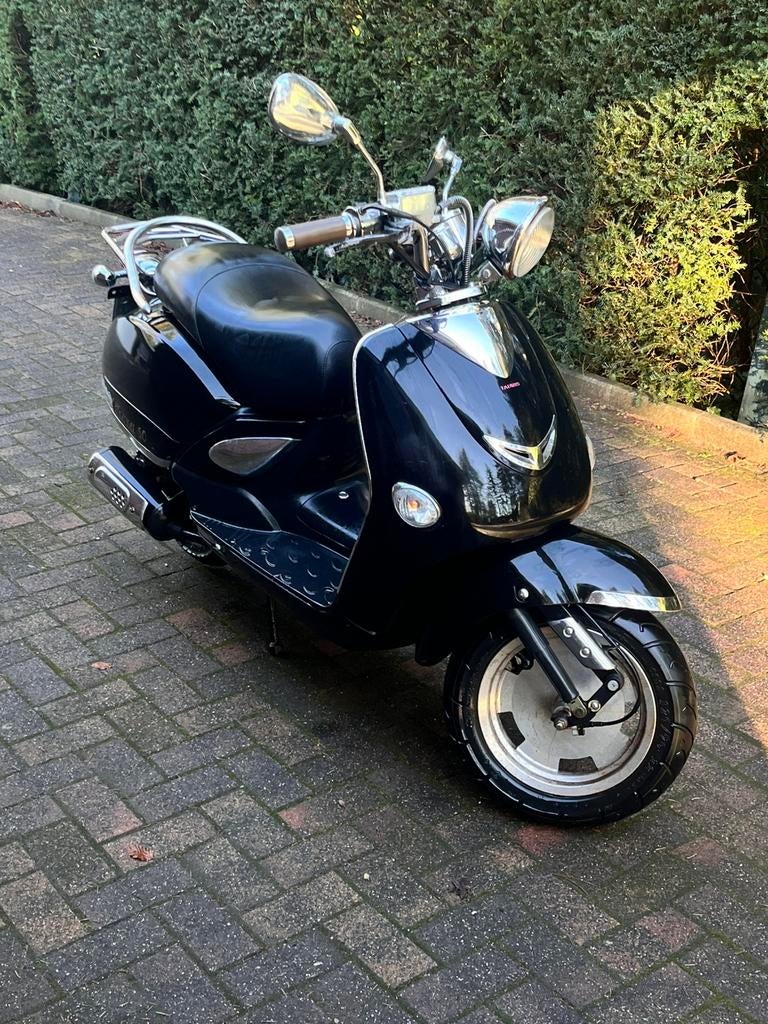 Tauris cubana 100cc retro scooter, Fietsen en Brommers, Ophalen, Gebruikt, Overige modellen, 100 cc