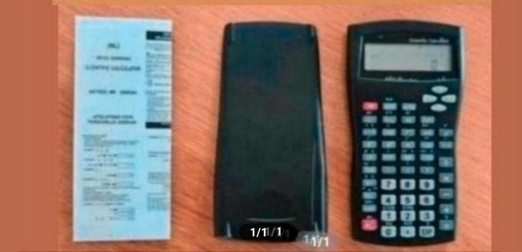 Rekenmachine
In nieuwstaat, Ophalen of Verzenden, Zo goed als nieuw