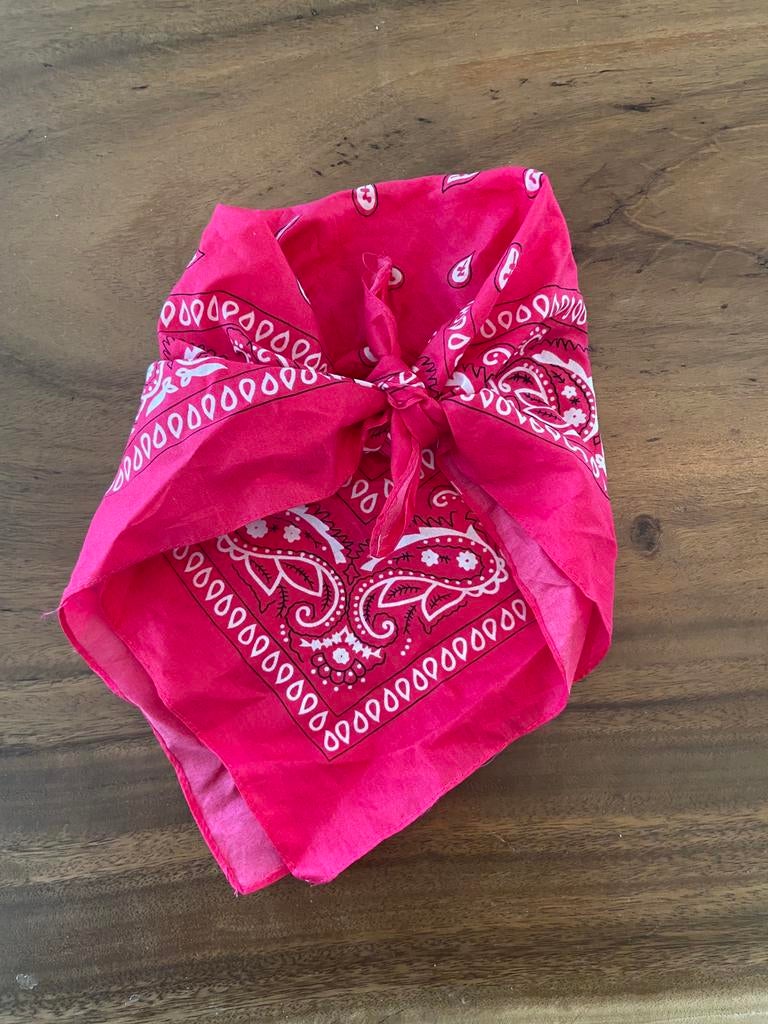 Boerensjaal fuchsia roze, Ophalen of Verzenden, Zo goed als nieuw, Overige typen