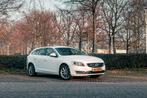 Volvo V60 2.4 D6 Twin Engine R-Design, Auto's, Automaat, Wit, Vierwielaandrijving, 1880 kg