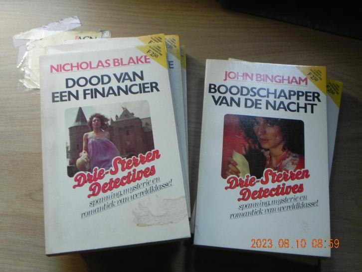 detectives Nicholas Blake,John Bingham en Sara Woods, Boeken, Detectives, Zo goed als nieuw, Ophalen of Verzenden