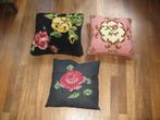 retro Kussens handwerk afb rozen, Ophalen of Verzenden, Zo goed als nieuw, Zwart, Vierkant