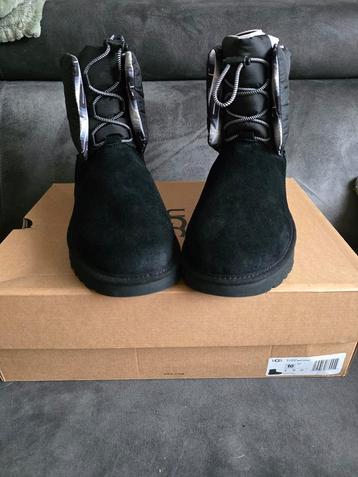 Outdoor UGG 41 beschikbaar voor biedingen