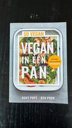 Roxy Pope - Vegan in één pan, Ophalen of Verzenden, Zo goed als nieuw, Roxy Pope; Ben Pook