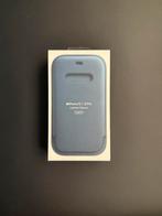 Iphone 12/12 Pro leather Sleeve Magsafe Baltic Blue, Ophalen of Verzenden, Nieuw, IPhone 12 Pro, Hoesje of Tasje