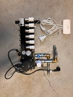 Vloerverwarming verdeler Grundfos A-label 6-groeps, Doe-het-zelf en Verbouw, Verwarming en Radiatoren, Gebruikt, Minder dan 30 cm