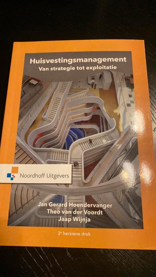 Jan Gerard Hoendervanger - Huisvestingsmanagement, Boeken, Schoolboeken, Zo goed als nieuw, Nederlands, Overige niveaus, Ophalen of Verzenden