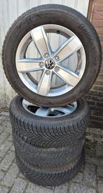 Volkswagen T-Roc Winterbanden Bridgestone 205/60/16, Ophalen, 215 mm, 16 inch, Banden en Velgen