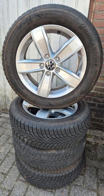 Volkswagen T-Roc Winterbanden Bridgestone 205/60/16 beschikbaar voor biedingen