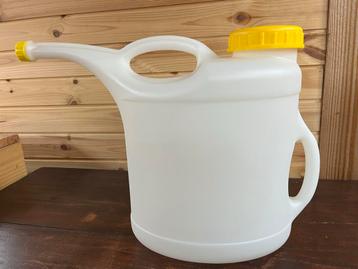 Water jerrycan beschikbaar voor biedingen