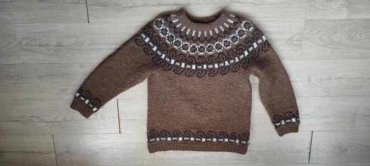 Handgebreide IJslandse trui (Lopapeysa / Lopi trui), Kleding | Dames, Truien en Vesten, Gedragen, Maat 42/44 (L), Bruin, Ophalen