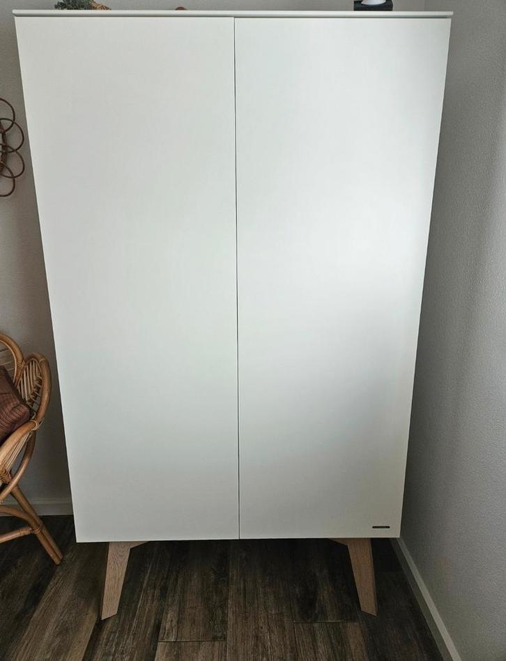 Kidsmill Sixties babykamer naturel eiken/ mat wit, Kinderen en Baby's, Kinderkamer | Commodes en Kasten, Zo goed als nieuw, 105 cm of meer