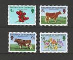Guernsey 31-34 agriculture veeteelt bloemen vruchten 1970 se, Postzegels en Munten, Postzegels | Thematische zegels, Dier of Natuur