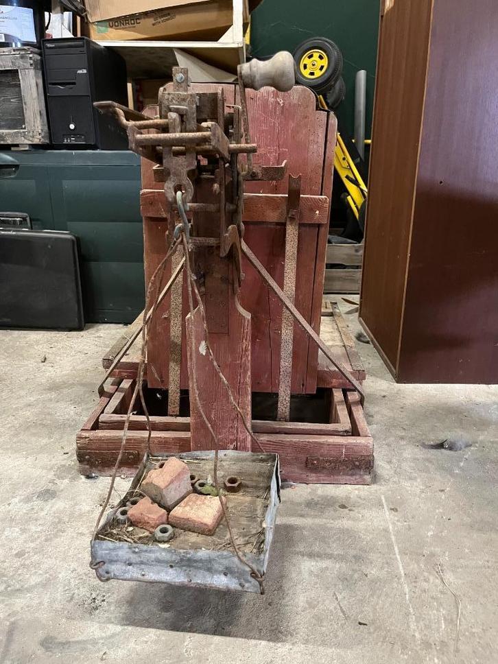 2x Antieke basculeweegschaal – Industrieel erfgoed, Antiek en Kunst, Antiek | Wandborden en Tegels, Ophalen