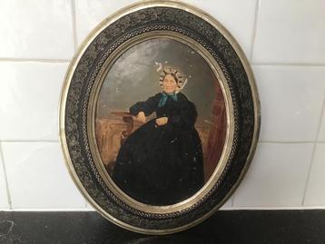 Antiek ovaal schilderij van een vrouw. beschikbaar voor biedingen