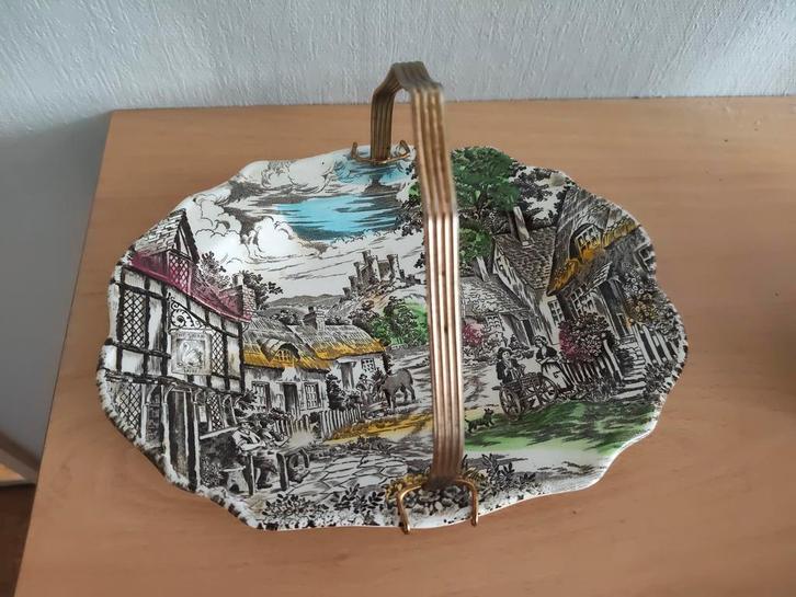 Vintage Enoch Wedgwood 'Old English Village' Schaal, Antiek en Kunst, Antiek | Schalen, Ophalen of Verzenden
