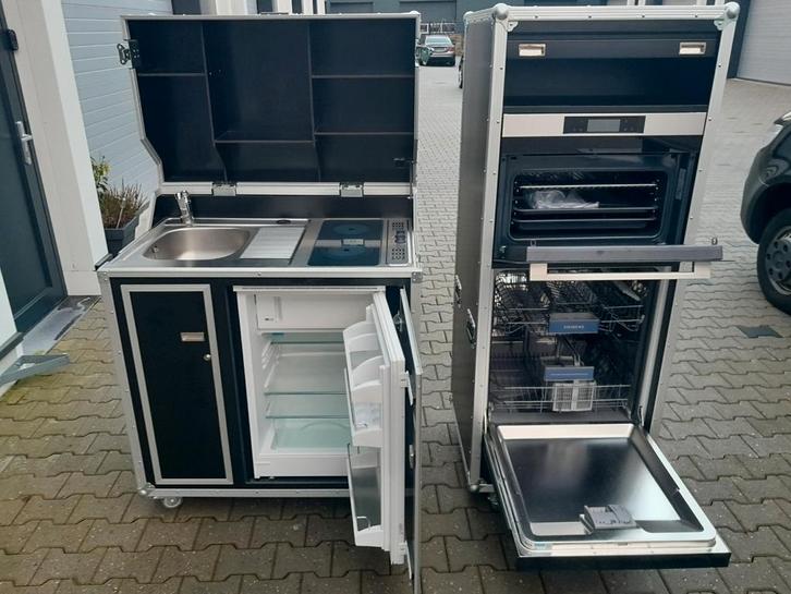 Mobiele keuken tijdelijke noodkeuken huren, Zakelijke goederen, Horeca | Keukenapparatuur, Ophalen of Verzenden
