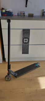 NKD Stuntstep - Gebruikt, met Griptape & Core Grips, Fietsen en Brommers, Steps, Ophalen