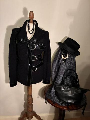 LUISA CERANO VEST BLACK WOL * 40 beschikbaar voor biedingen