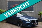 Mercedes-Benz A-klasse 220 AMG Night Pano Led Carplay Camera, Gebruikt, Blauw, Parkeercamera, Bedrijf