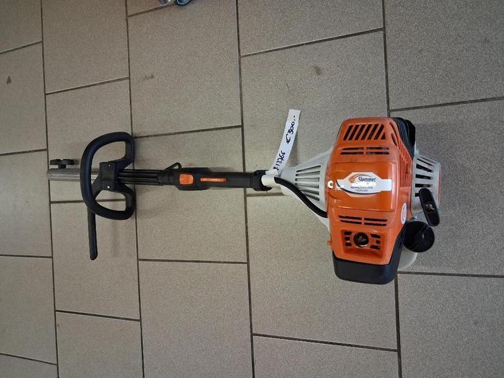 STIHL KM 131 R Combimotor (13766), Tuin en Terras, Bosmaaiers, Gebruikt, Benzine, 10 tot 30 cm, Ophalen