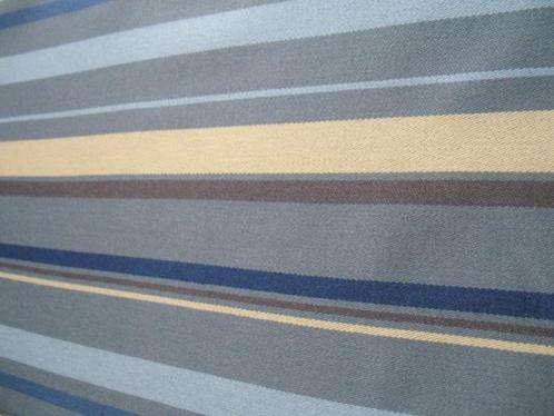 Camira Code; streeppatroon; 3,37 meter meubelstof, Hobby en Vrije tijd, Stoffen en Lappen, Nieuw, Wol, 120 cm of meer, 200 cm of meer