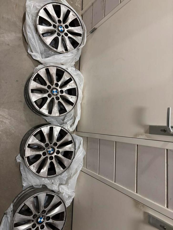 Frisse 16 inch bmw lichtmetalen velgen, Auto-onderdelen, Remmen en Aandrijving, BMW, Mini, Land Rover, Gebruikt, Ophalen