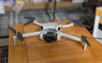 DJI Mini 4 Pro Fly More Combo RC N3 Remote, Ophalen of Verzenden, Zo goed als nieuw, Drone met camera