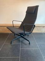 Vitra EA 124 fauteuil en EA 125 hocker, 2019, Huis en Inrichting, Fauteuils, Vitra, Design, 75 tot 100 cm, Ophalen of Verzenden