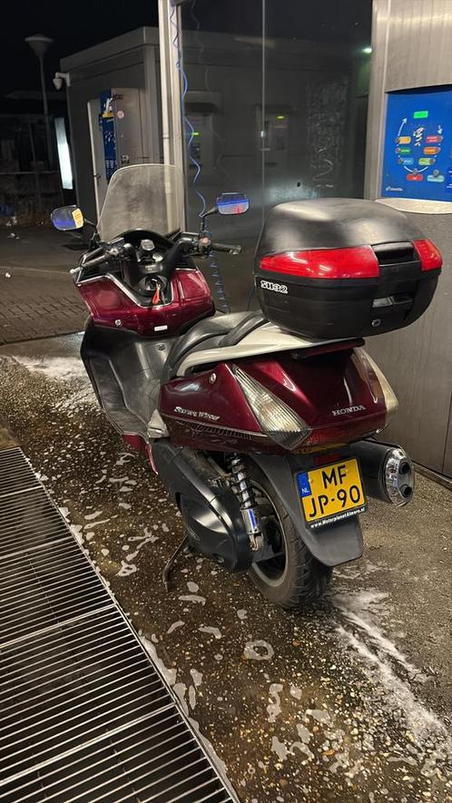 Honda Motorscooter 600cc, Fietsen en Brommers, Scooters | Overige merken, Zo goed als nieuw, Benzine, Ophalen