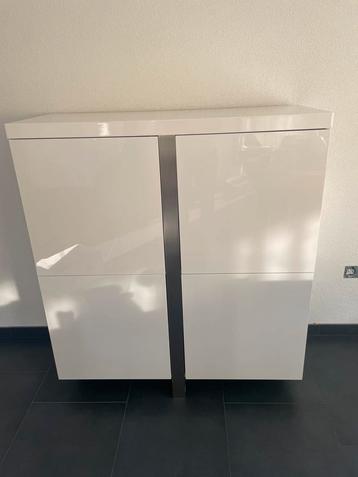 Dressoir met bijpassend tv-meubel  beschikbaar voor biedingen