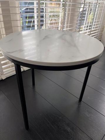 Bijzettafel carrara marmer