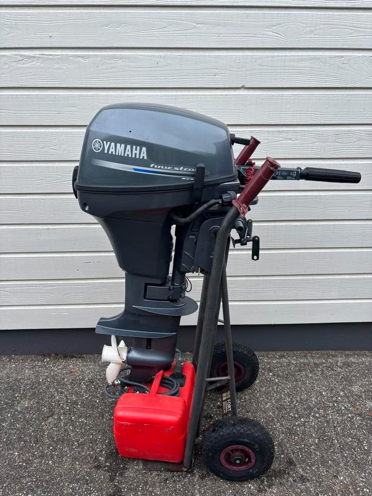 Yamaha 8pk 4takt Buitenboordmotor, Watersport en Boten, Buiten- en Binnenboordmotoren, Zo goed als nieuw, Benzine, 5 tot 10 pk
