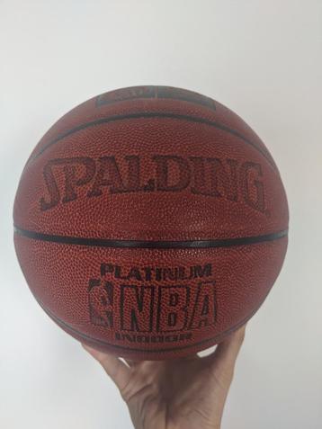 Basketbal, indoor, Spalding, NBA beschikbaar voor biedingen