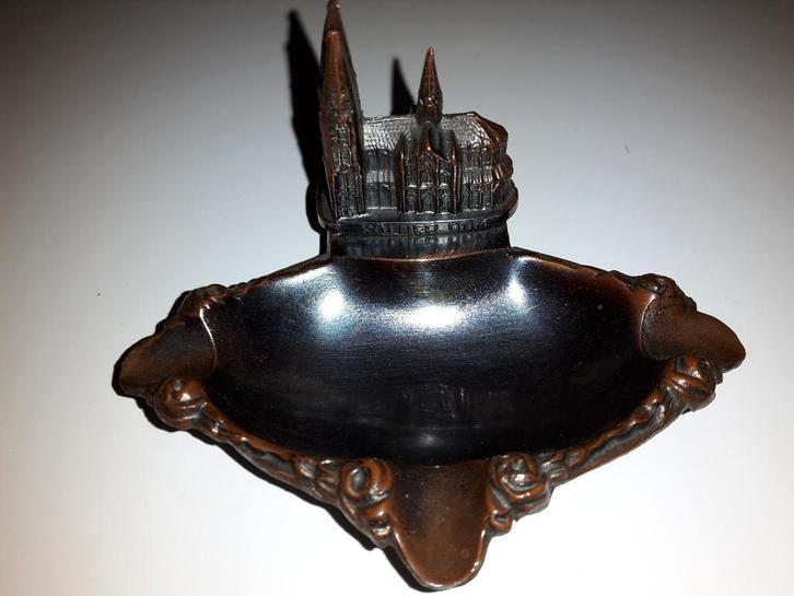 Prachtige bronzen (sier)asbak met afbeelding van Kölner Dom, Antiek en Kunst, Curiosa en Brocante, Ophalen of Verzenden