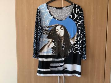 TOP. //. Trui // Shirt.    mt. M. Bon Prix beschikbaar voor biedingen