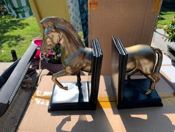 Nieuwe luxe paarden boekensteun voor kast dressoir Verzwaard beschikbaar voor biedingen