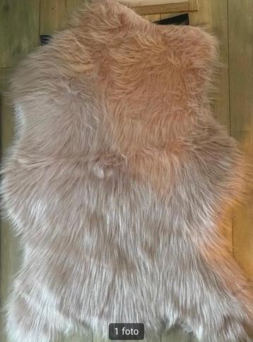 Roze zachte kleed tapijt fluffy meidenkamer bijna gratis  beschikbaar voor biedingen