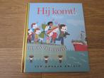 Sinterklaas boekje gouden boekje "Hij komt " Nieuw ., Ophalen of Verzenden, Nieuw, Voorleesboek