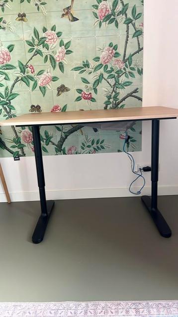 Ikea bekant verstelbaar bureau - afbeelding 2
