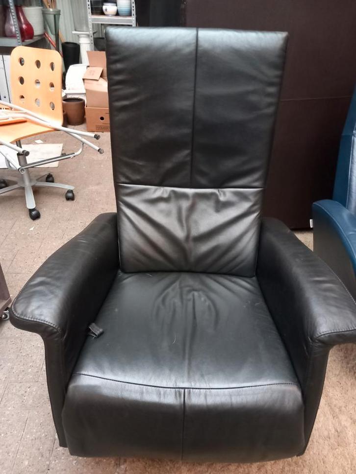 Zwarte Relaxfauteuil - Comfort en Stijl, Huis en Inrichting, Fauteuils, Gebruikt, Leer, 75 tot 100 cm, 75 tot 100 cm, Ophalen