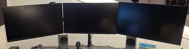 3x LG UltraGear 27GL850-B + monitorarm, Computers en Software, Monitoren, Zo goed als nieuw, 151 t/m 200 Hz, DisplayPort, HDMI